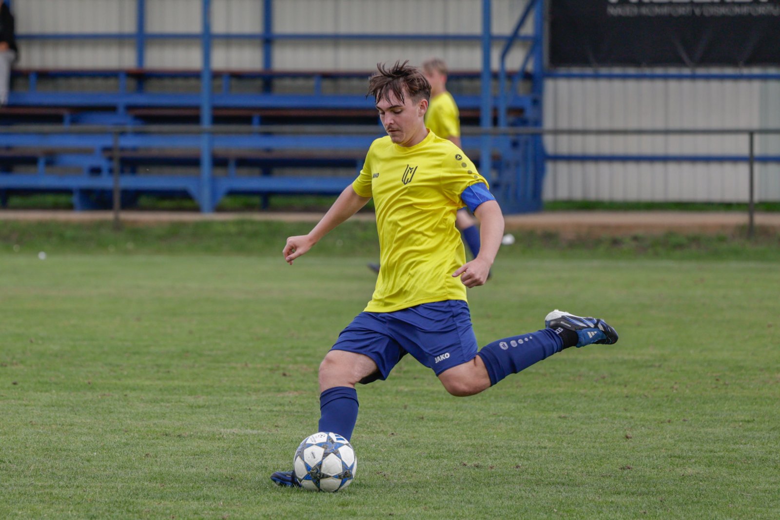 Výsledek krutý, přístup povzbudivý. Oslabená U19 proti lídrovi nesložila zbraně
